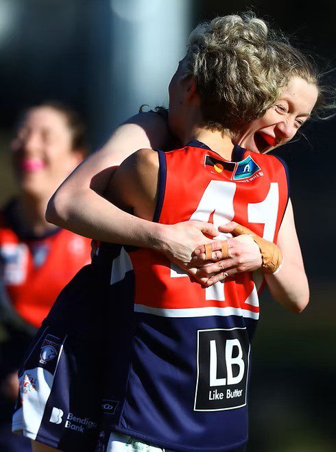 Mt Alexander Falcons Players celebrating